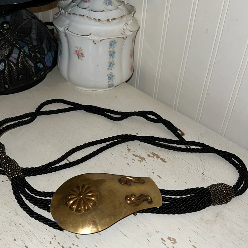 Handmade OOAK 90’s Vintage Brass & Copper buckle & braided belt